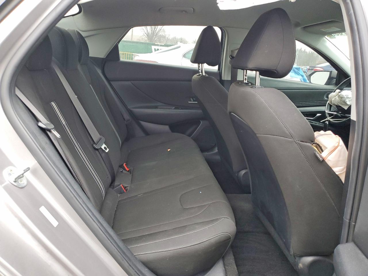 Hyundai ELANTRA Sel