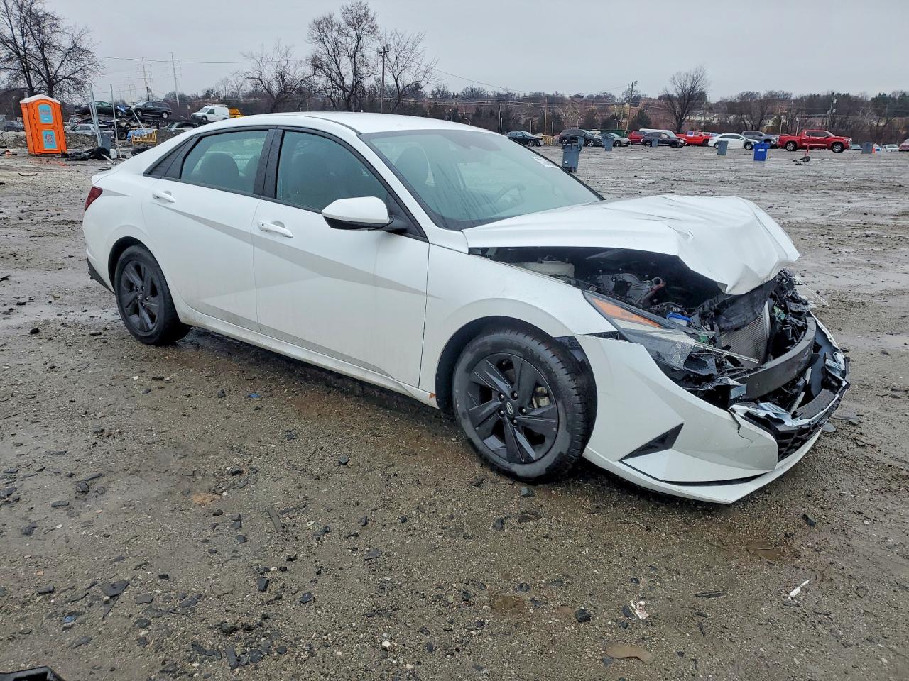 Hyundai ELANTRA Sel