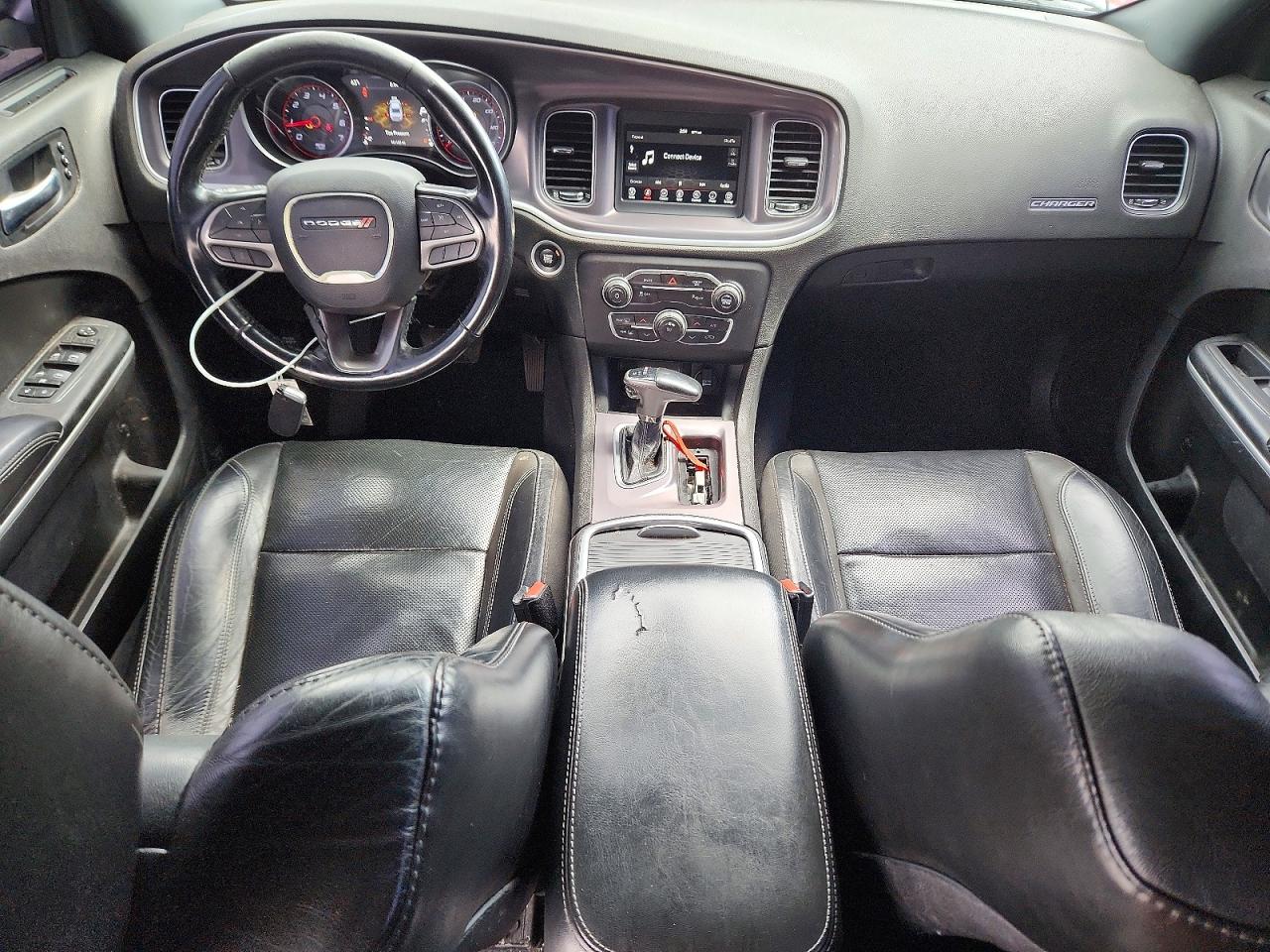 Dodge Charger Sxt