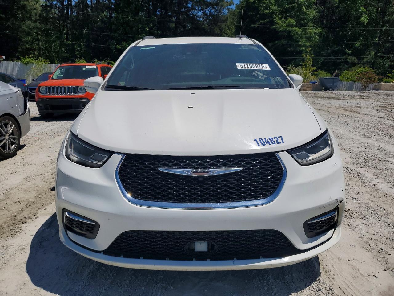 Chrysler Pacifica Touring