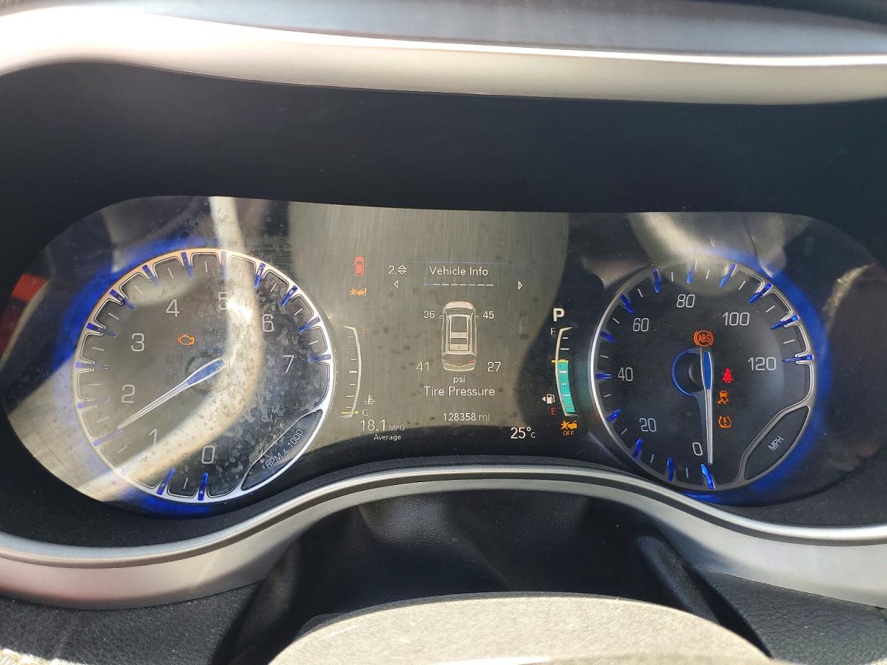 Chrysler Pacifica Touring