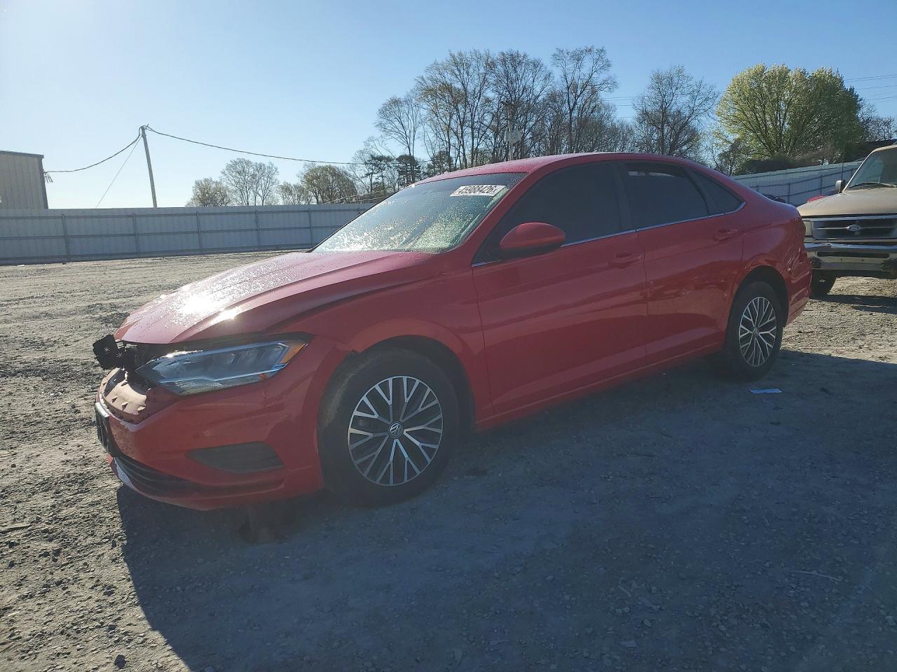 Salvage Volkswagen Jetta Image
