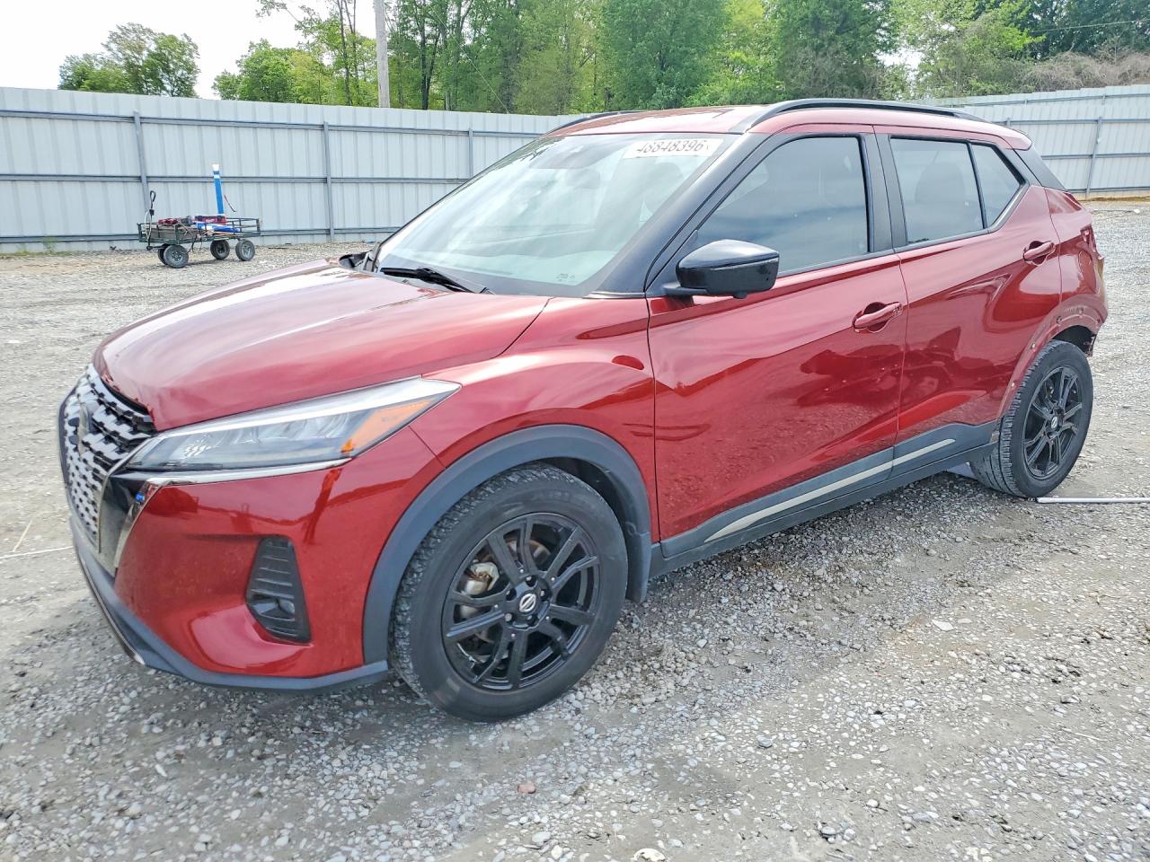 Salvage Nissan Kicks Image