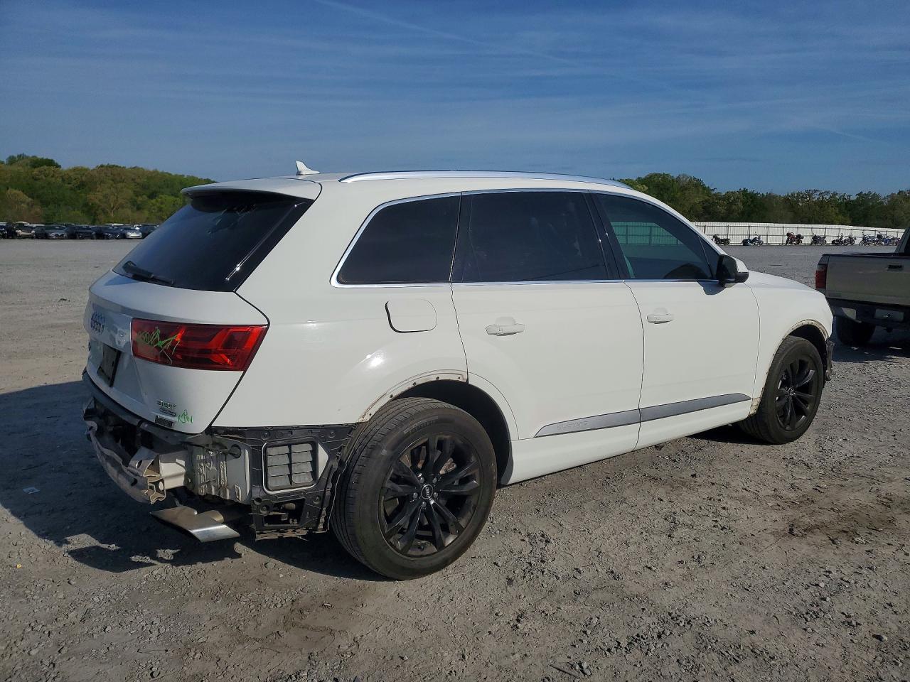 Audi Q7 Premium Plus