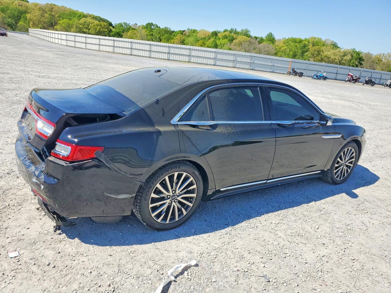 Lincoln Continental Select