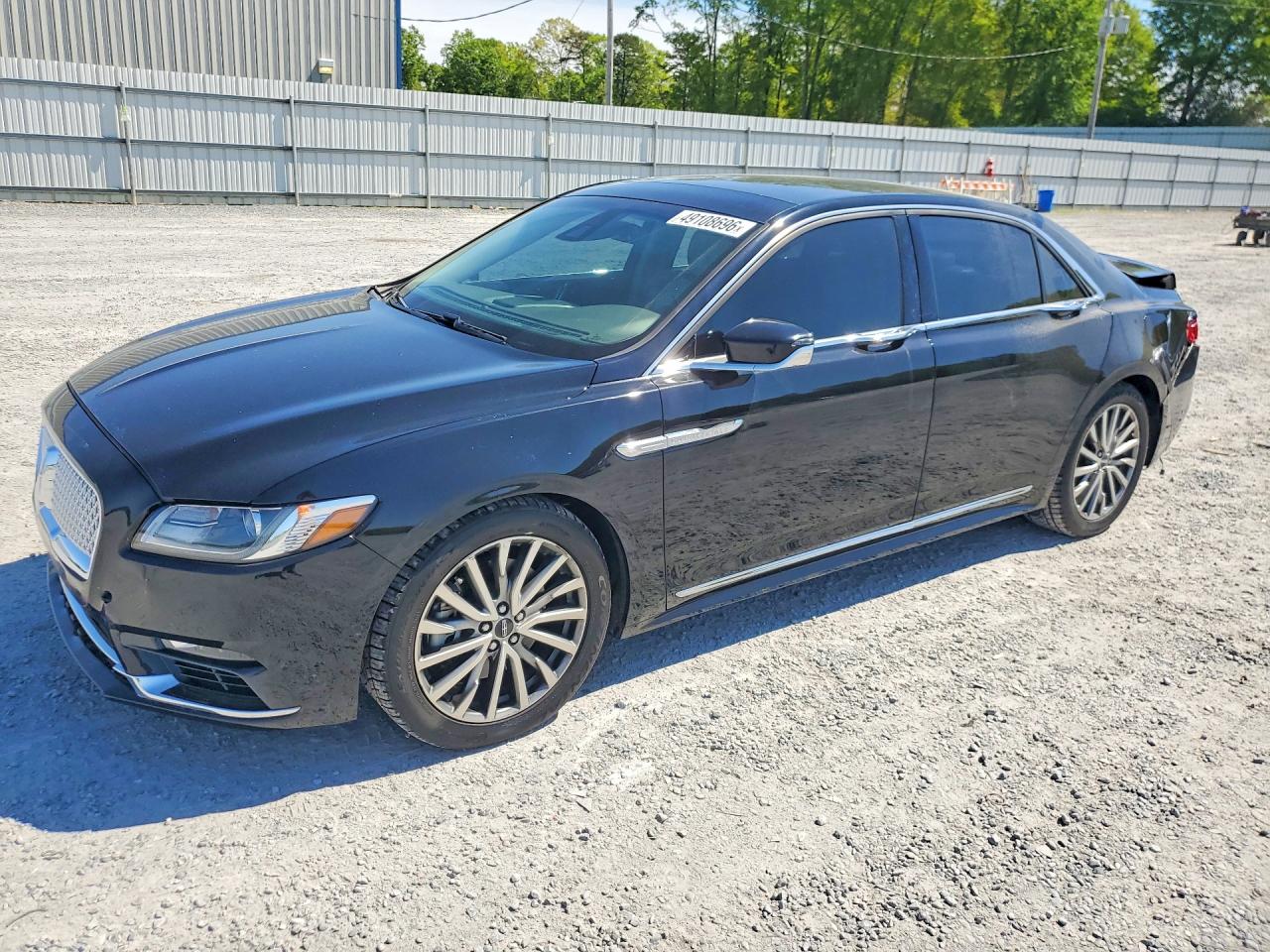 Salvage Lincoln Continental Image