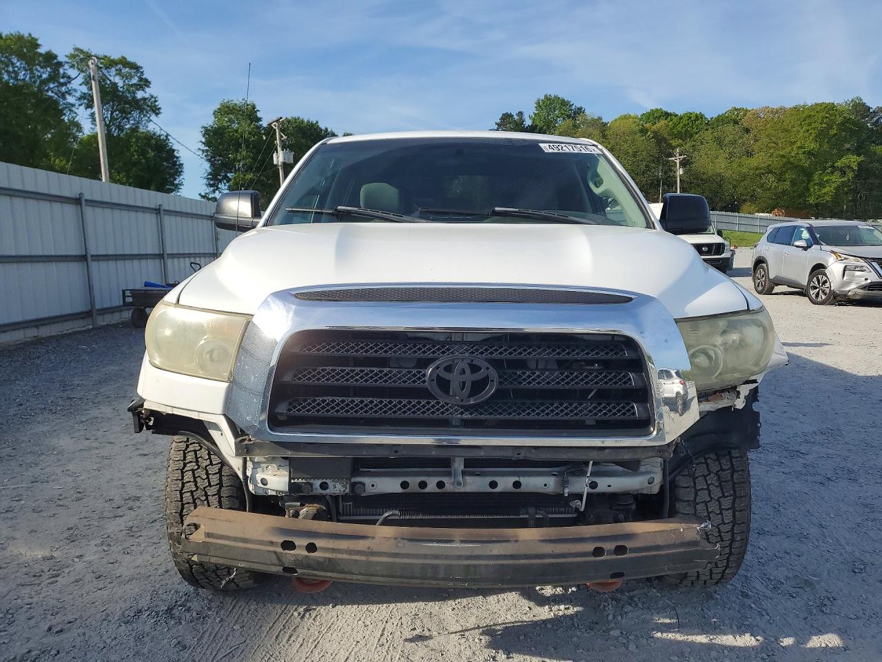 Toyota Tundra Crewmax Sr5