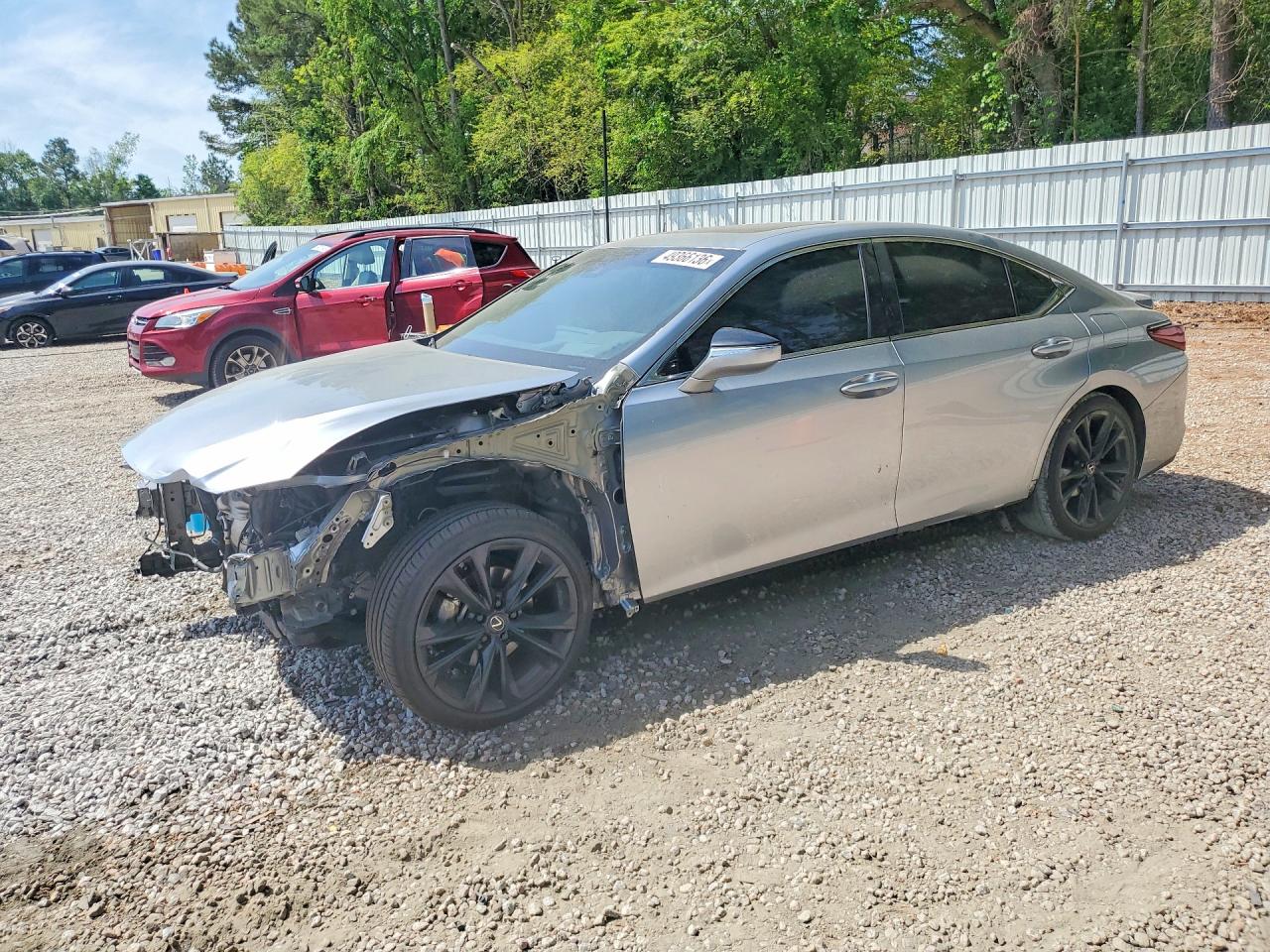 Salvage Lexus Es Image