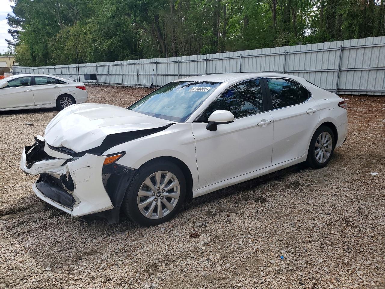 Salvage Toyota Camry Image