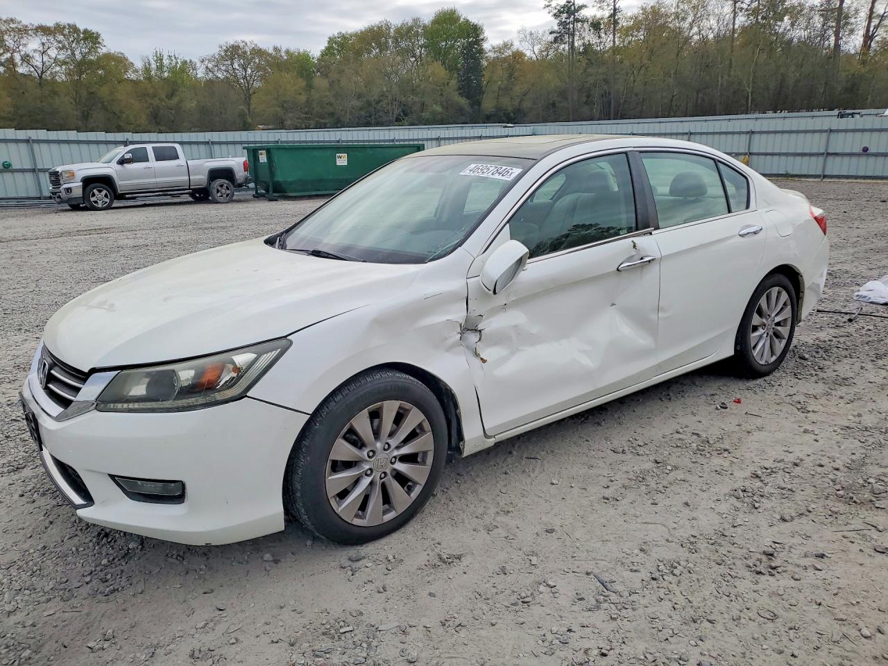 Salvage Honda Accord Image