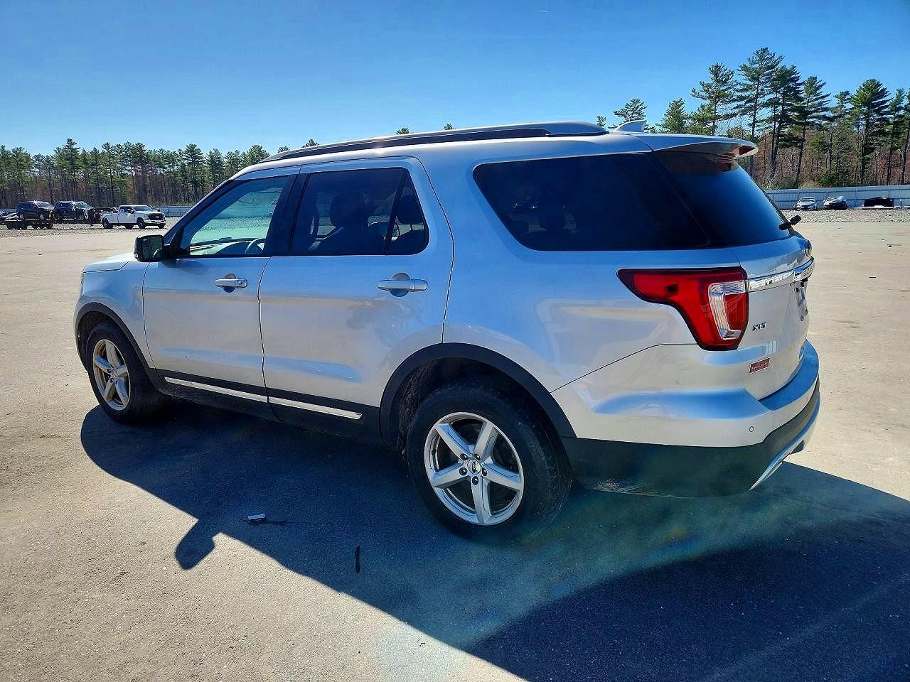 Ford Explorer Xlt