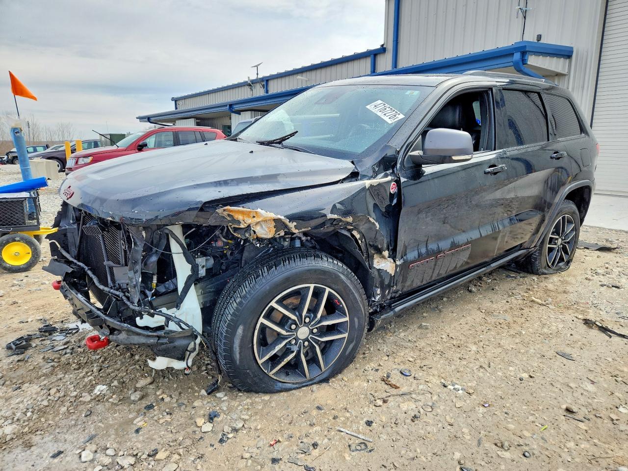 Salvage Jeep Cherokee Image