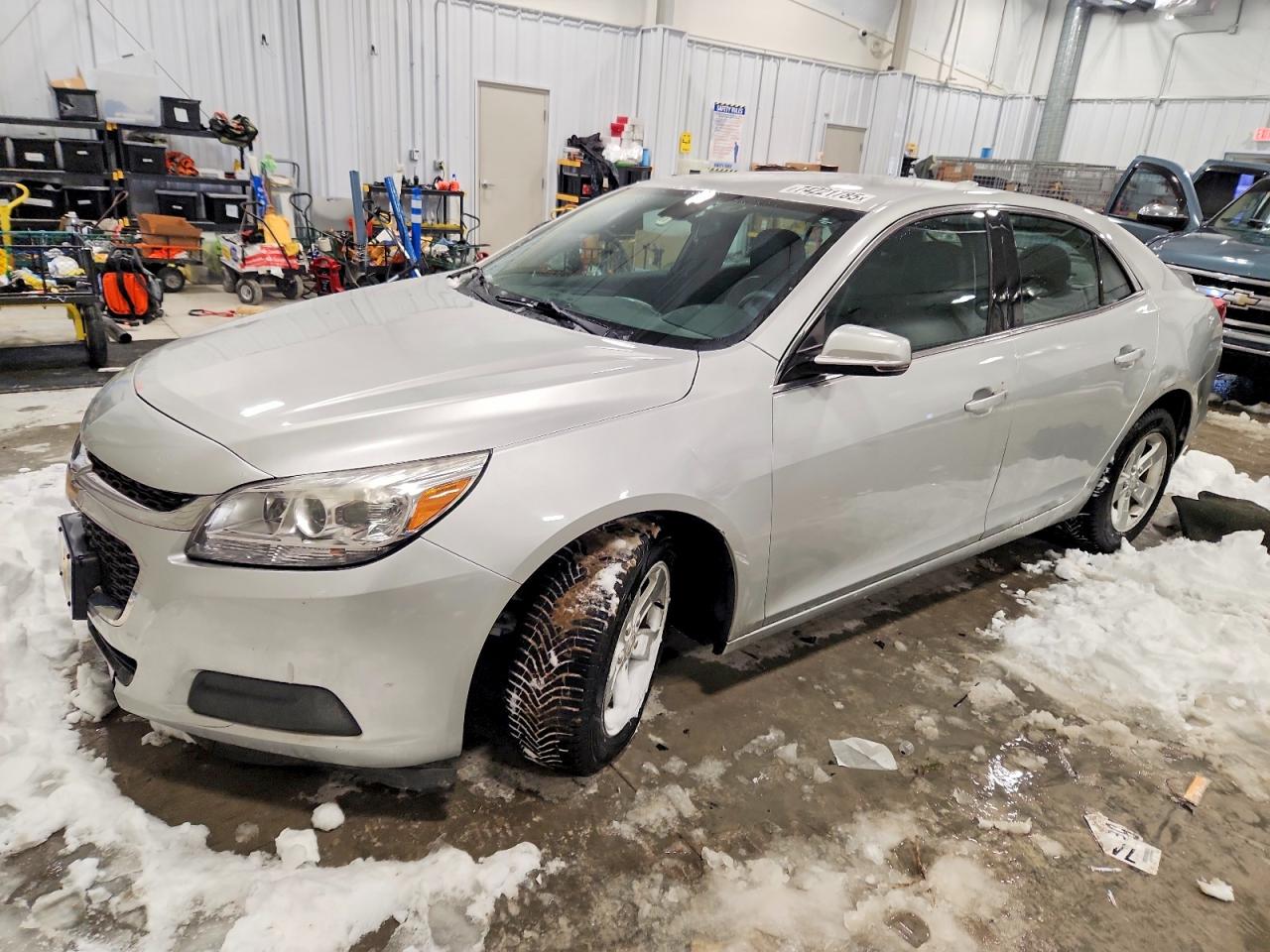 Salvage Chevrolet Malibu Image
