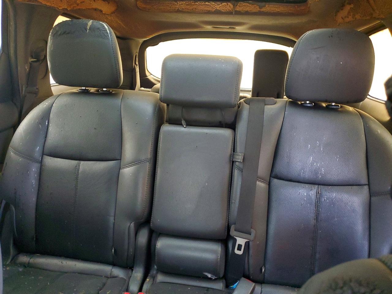 Nissan Pathfinder S