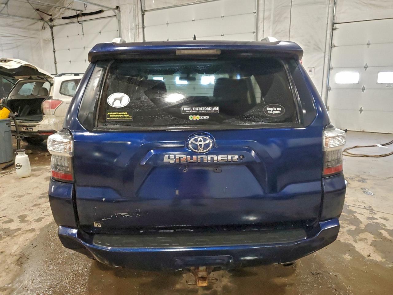 Toyota 4Runner Sr5