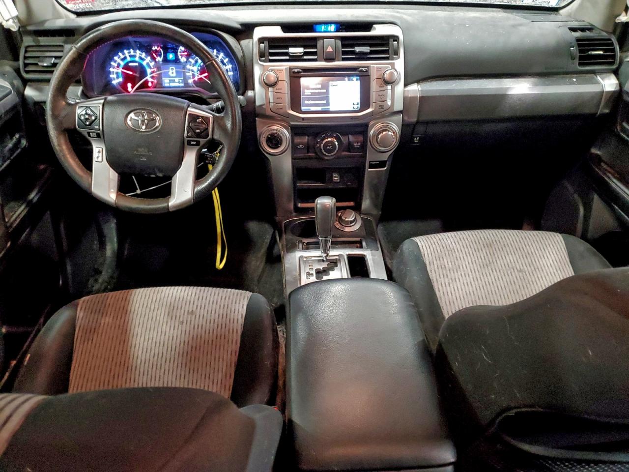 Toyota 4Runner Sr5