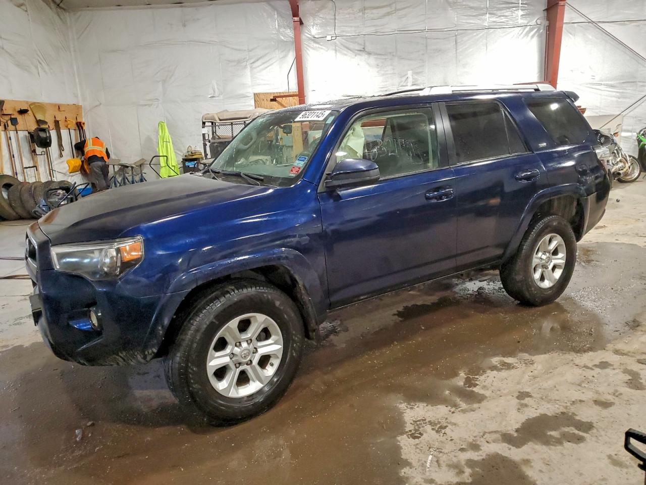 Salvage Toyota 4Runner Image