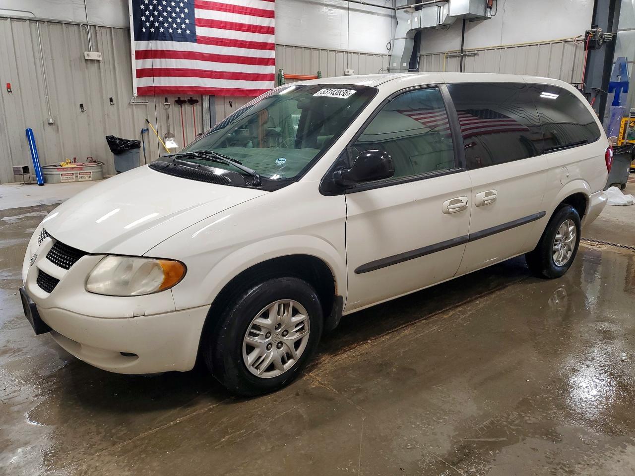 Salvage Dodge Caravan Image