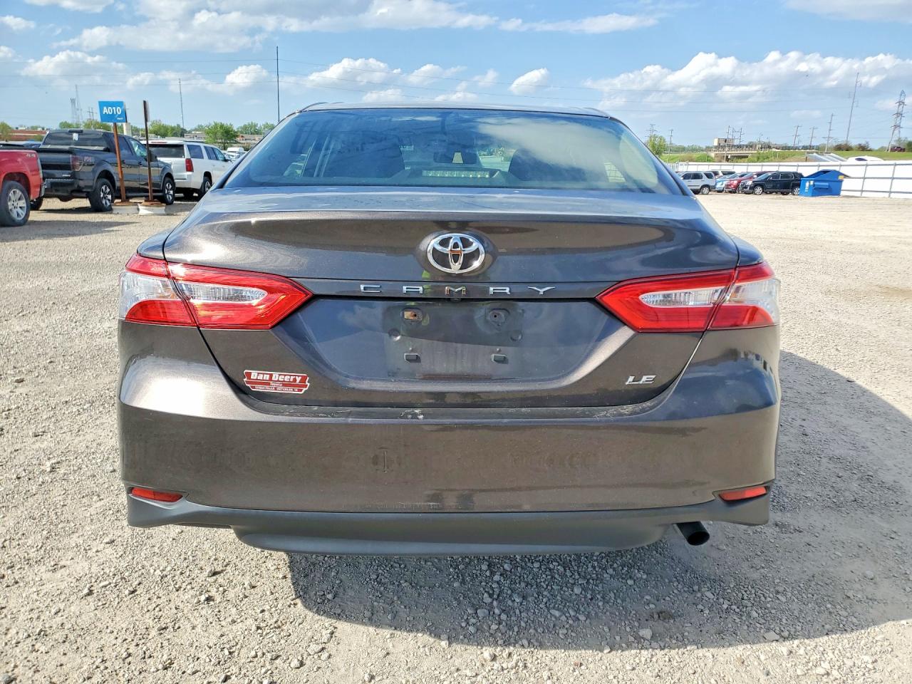 Toyota Camry Le