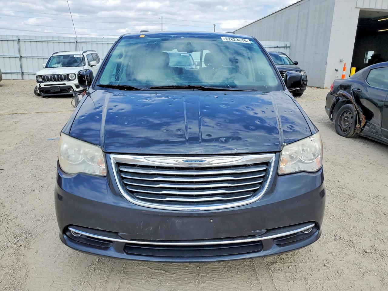 Chrysler Minivan Touring