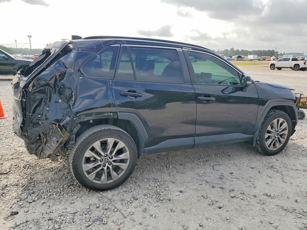 Toyota RAV4 Xle Premium