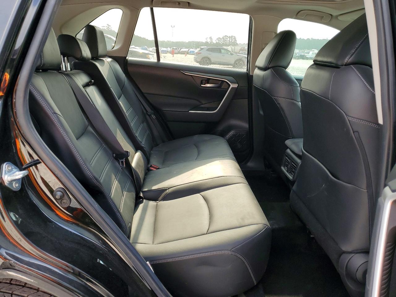 Toyota RAV4 Xle Premium