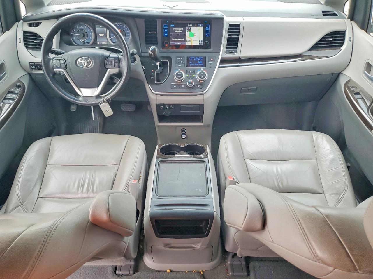 Toyota Sienna Xle 8-passenger