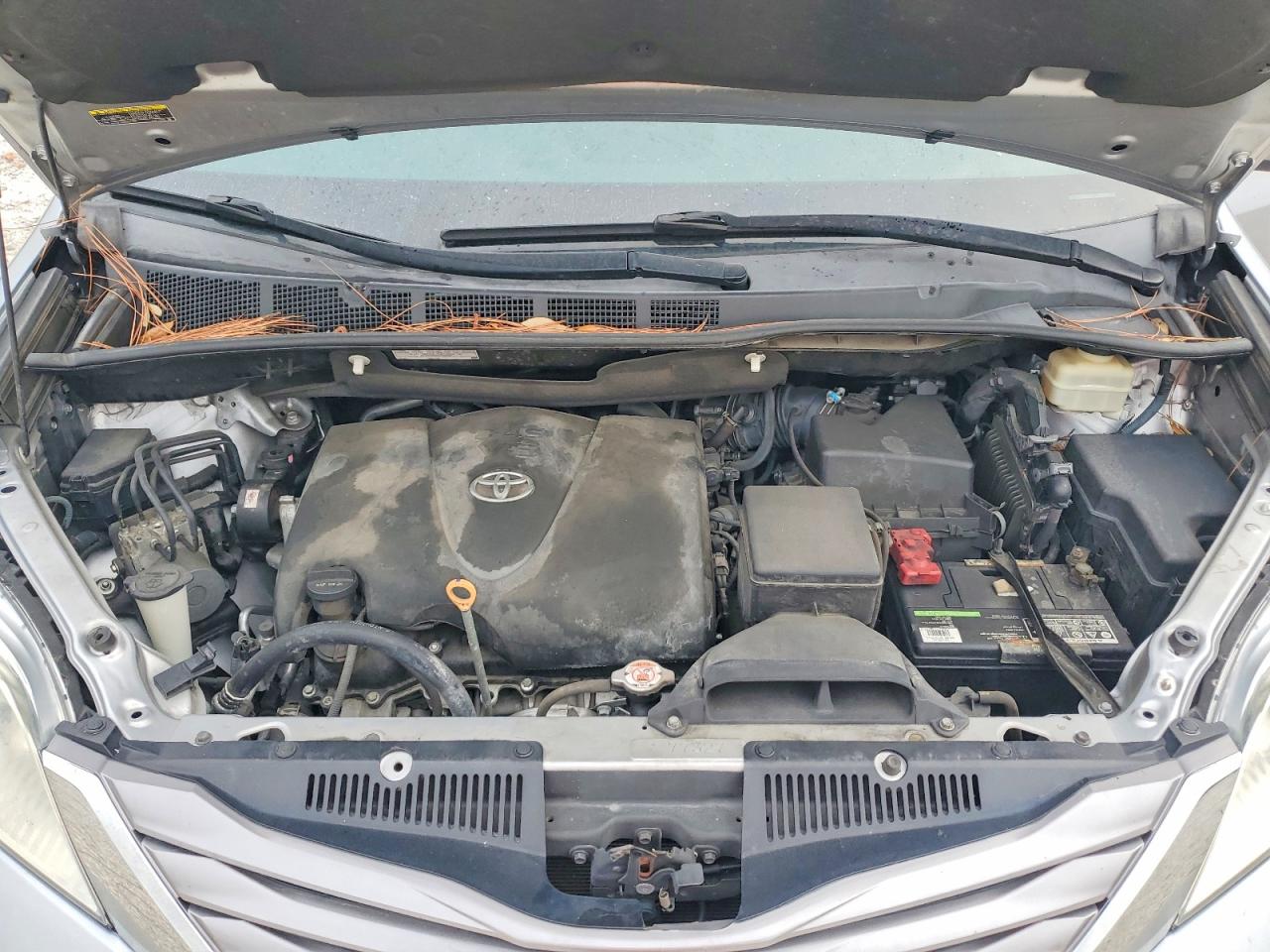 Toyota Sienna Xle 8-passenger