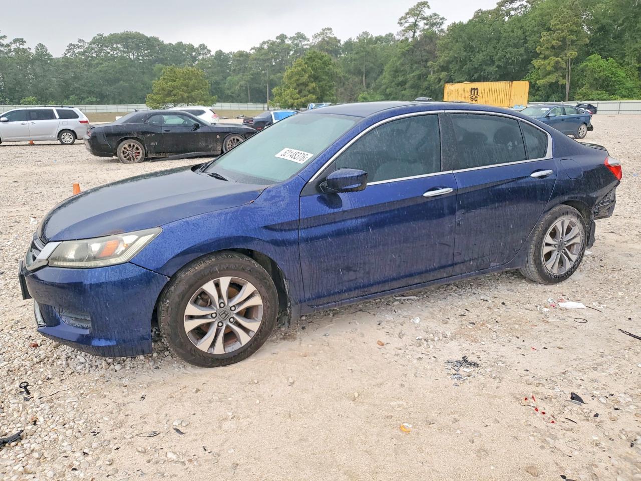 Salvage Honda Accord Image