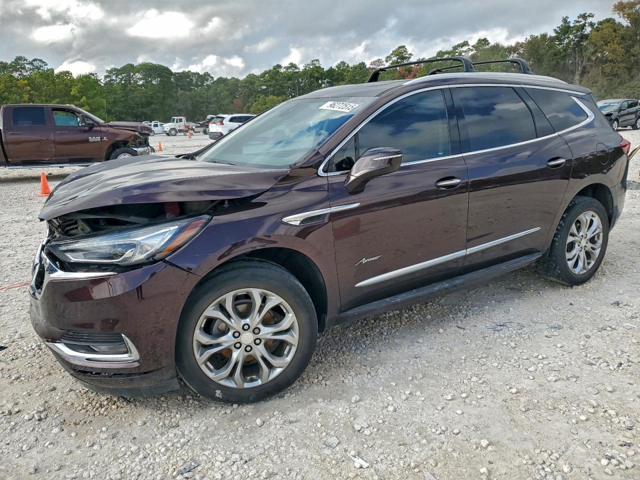 Salvage Buick Enclave Image