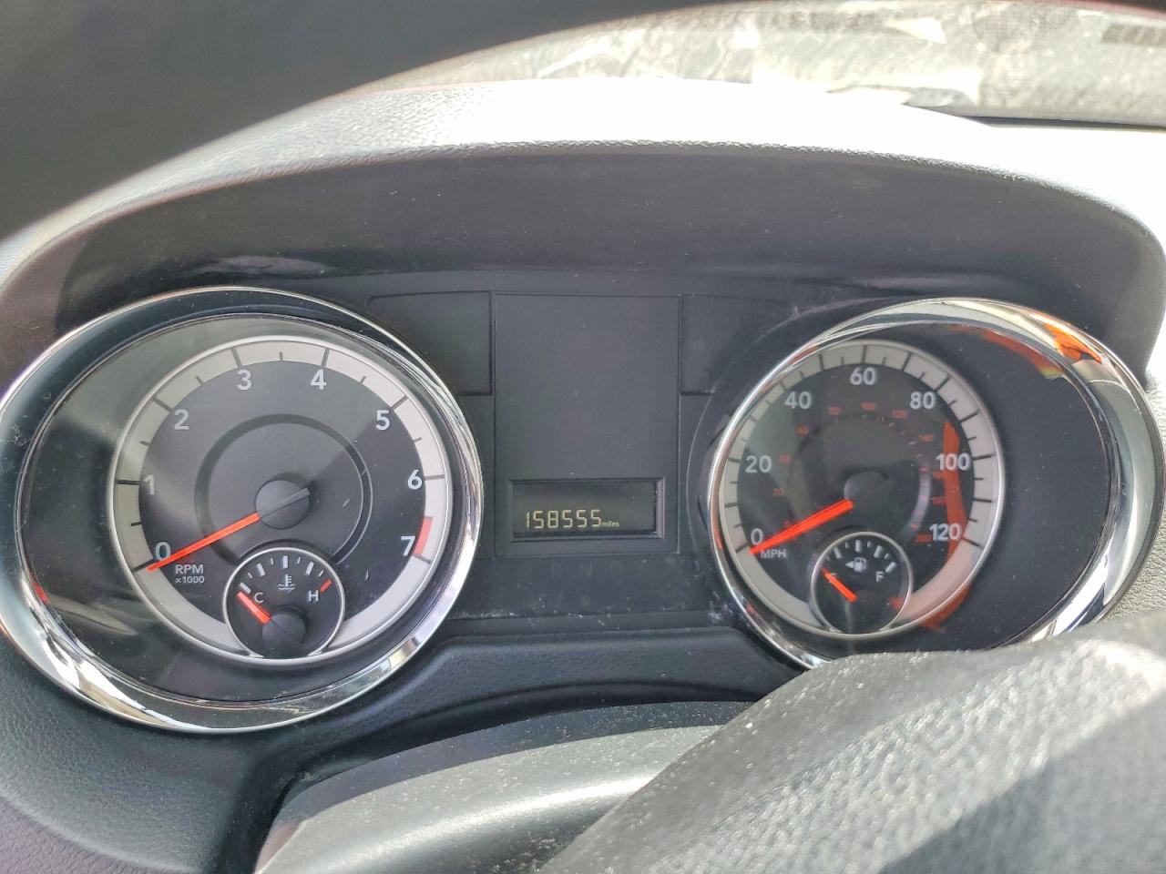 Dodge Caravan Sxt