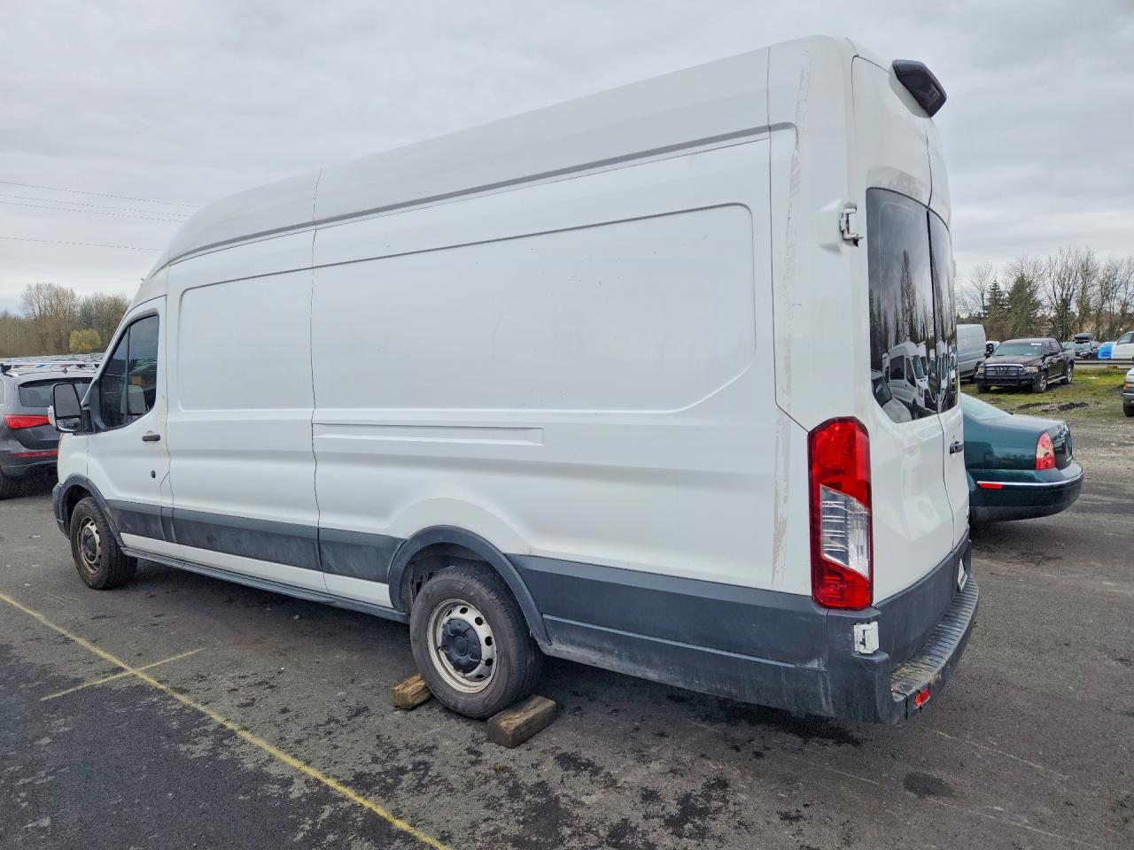 Ford Transit T-250