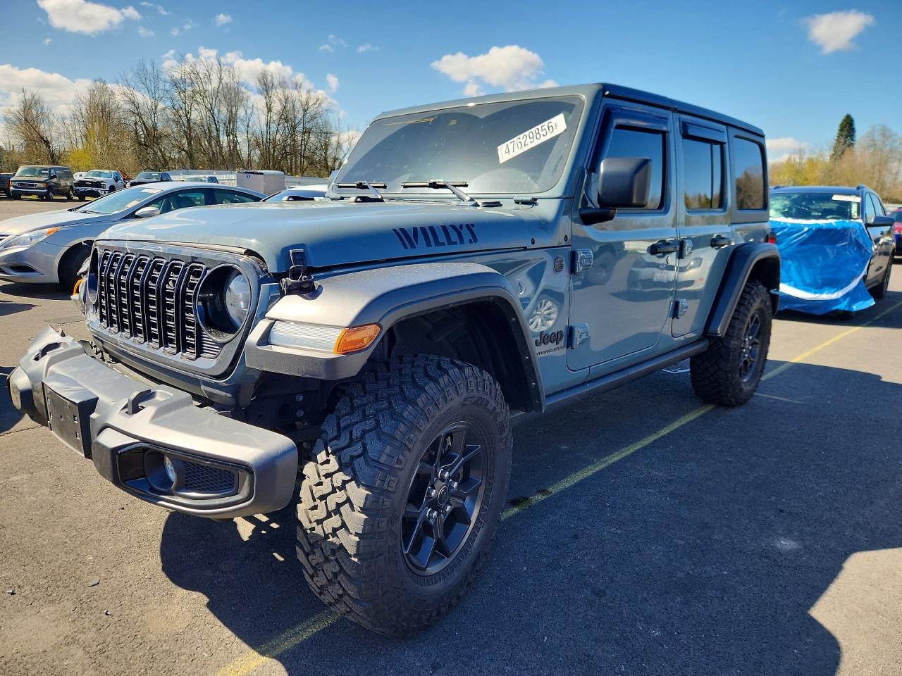 Salvage Jeep Wrangler Image