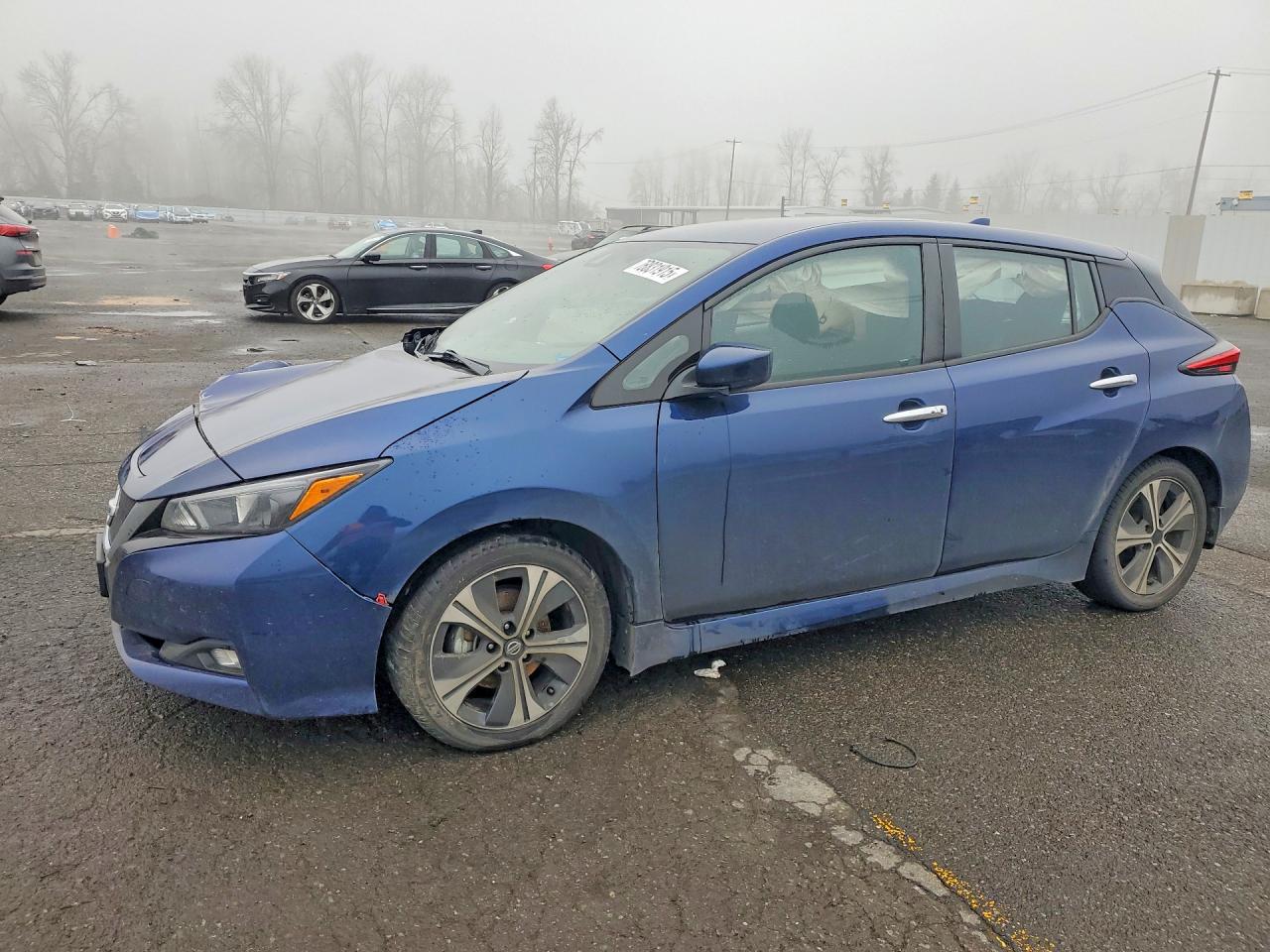 Salvage Nissan LEAF Image