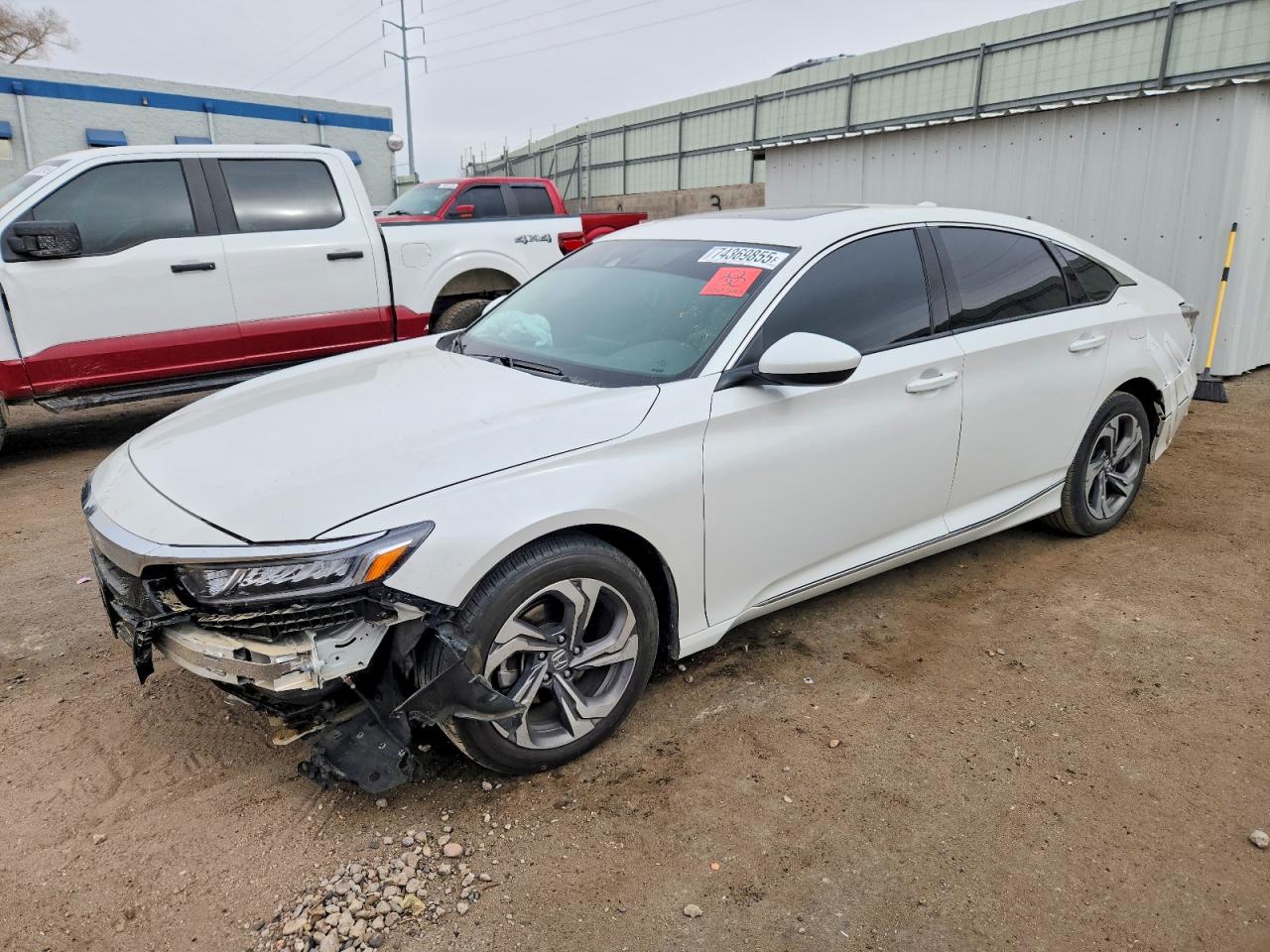 Salvage Honda Accord Image