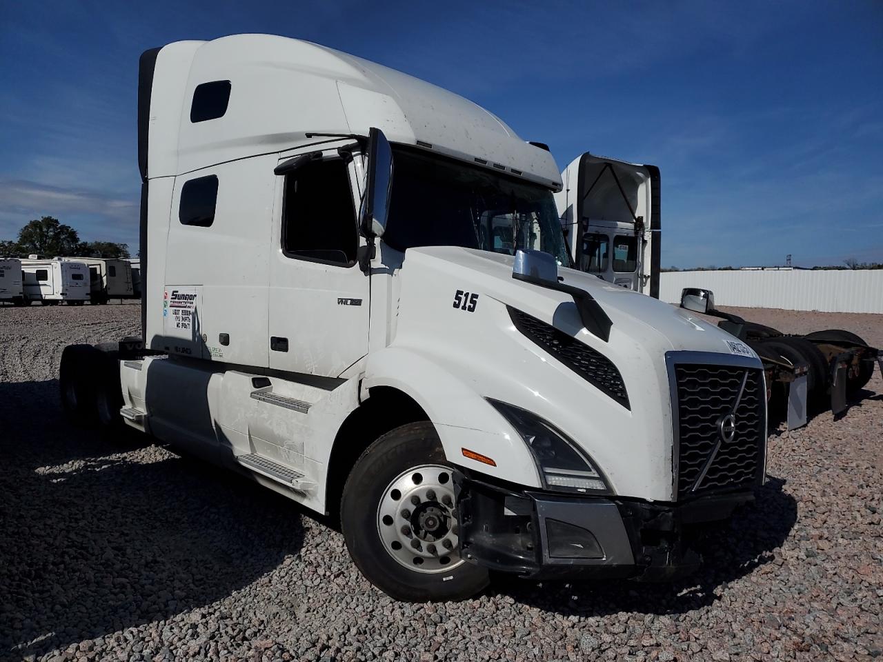 Salvage Volvo Vn Image