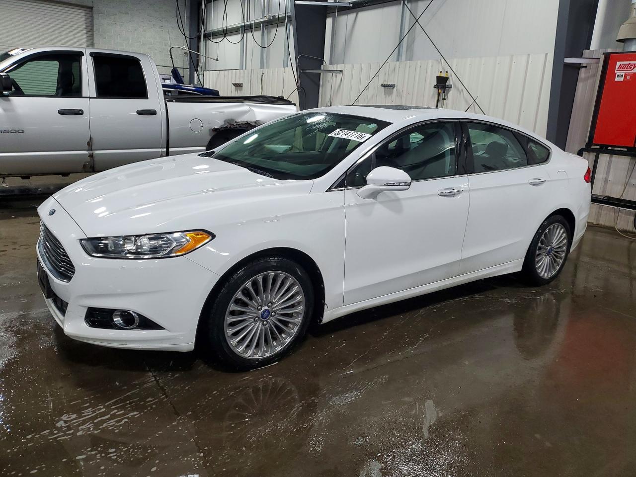 Salvage Ford Fusion Image