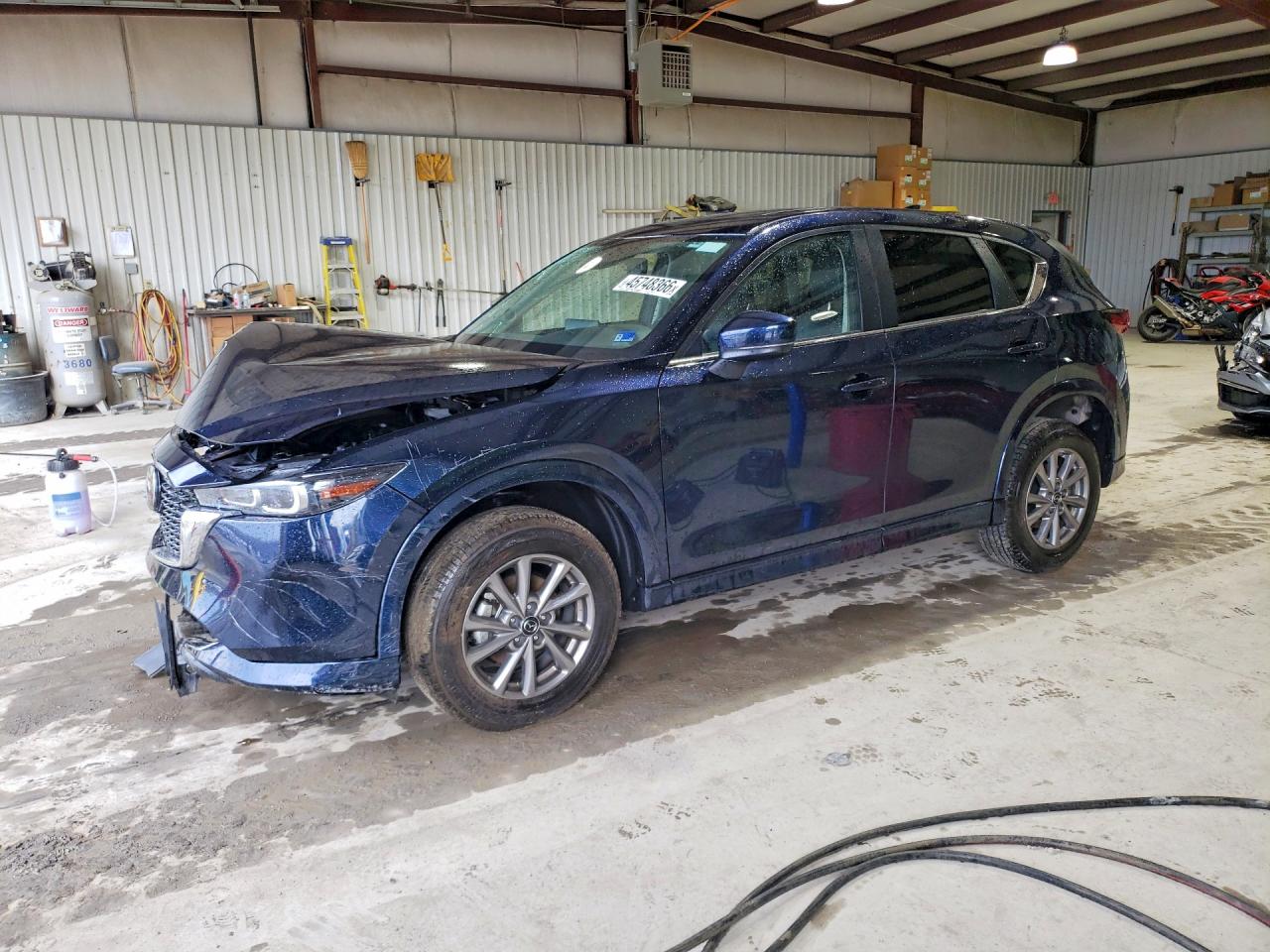 Salvage Mazda Cx Image