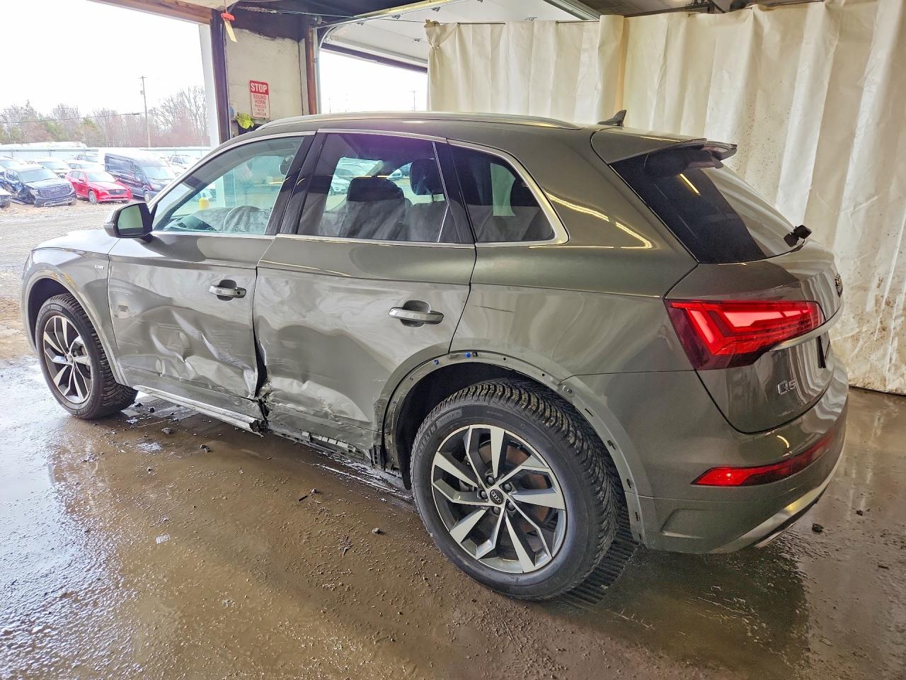 Audi Q5 Premium Plus 45