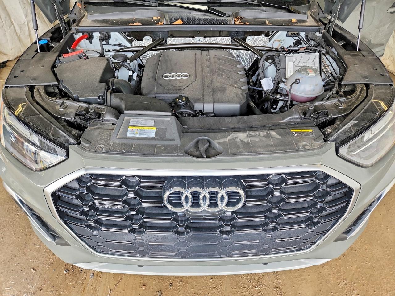Audi Q5 Premium Plus 45