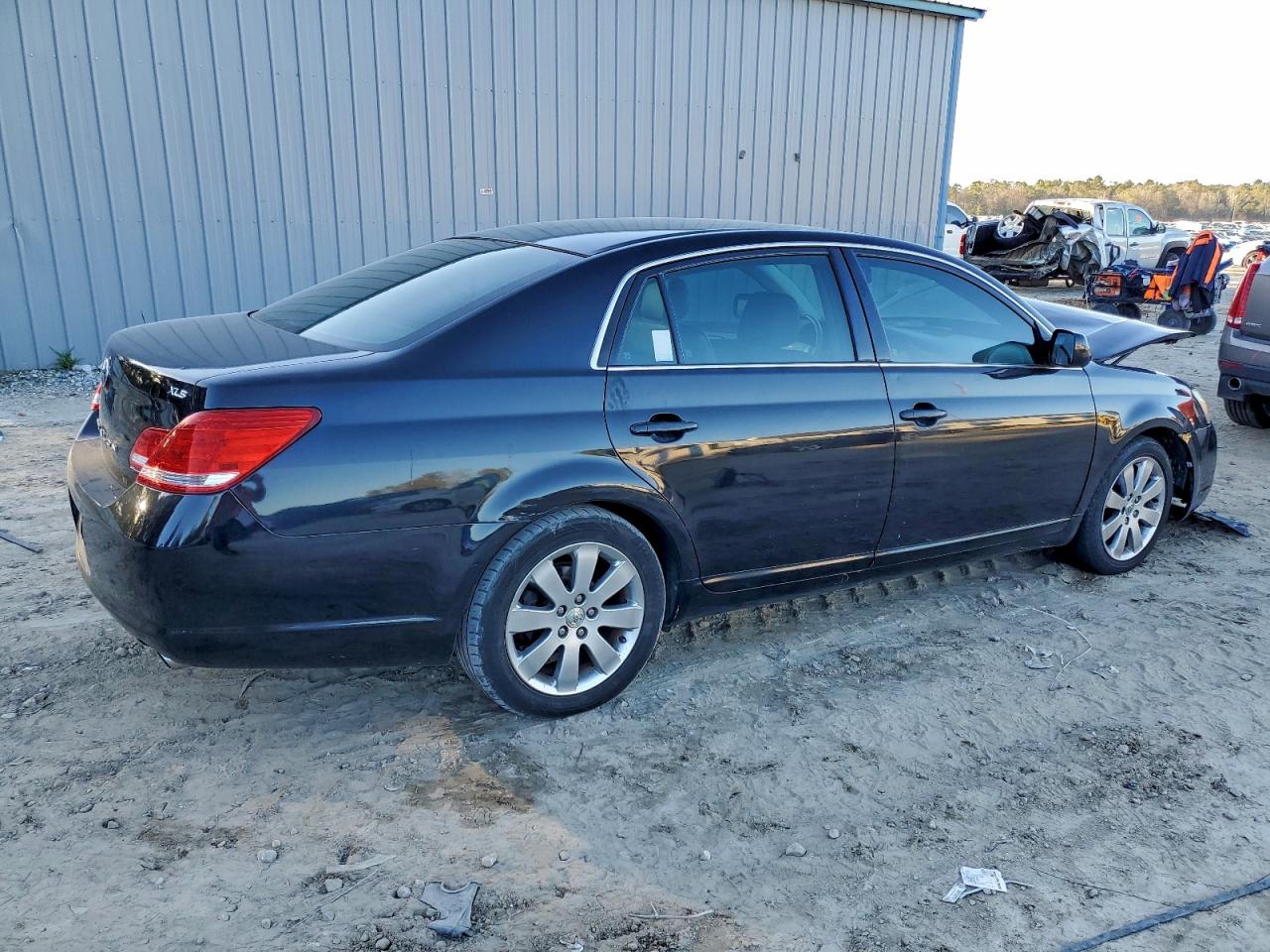 Toyota Avalon Xls