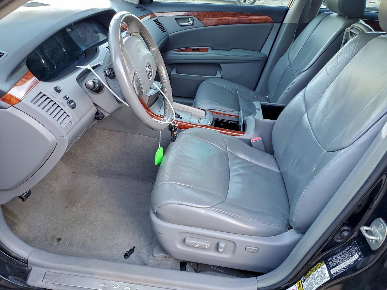 Toyota Avalon Xls
