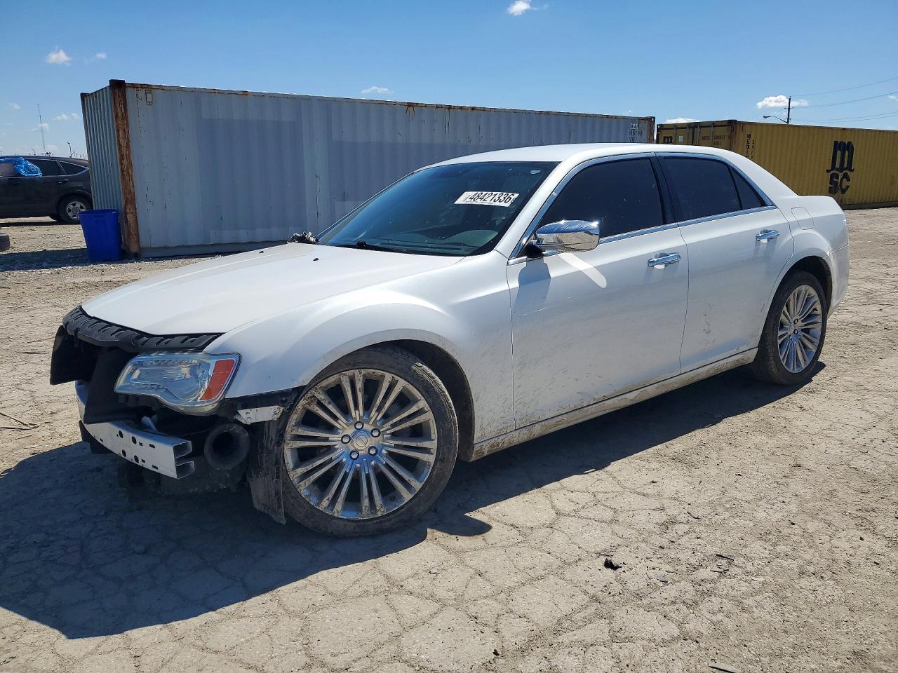 Salvage Chrysler 300 Image