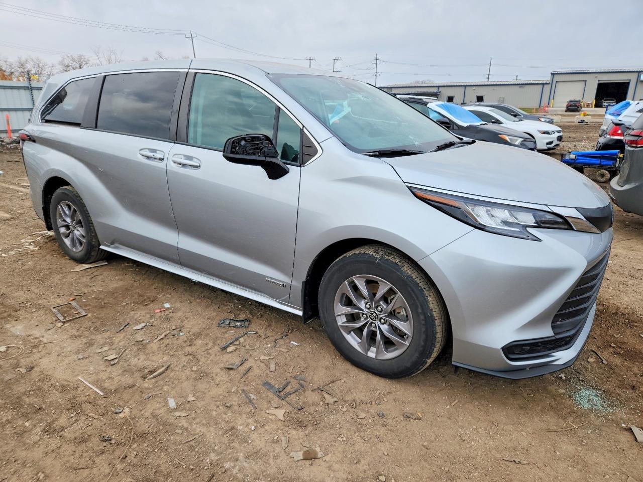 Toyota Sienna Le 8-passenger