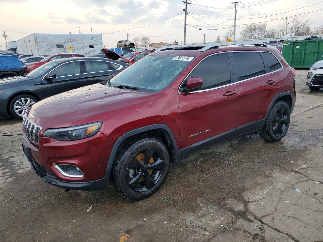 Salvage Jeep Cherokee Image