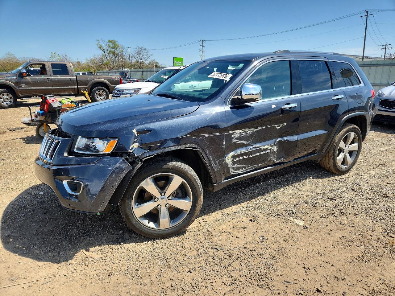 Salvage Jeep Cherokee Image