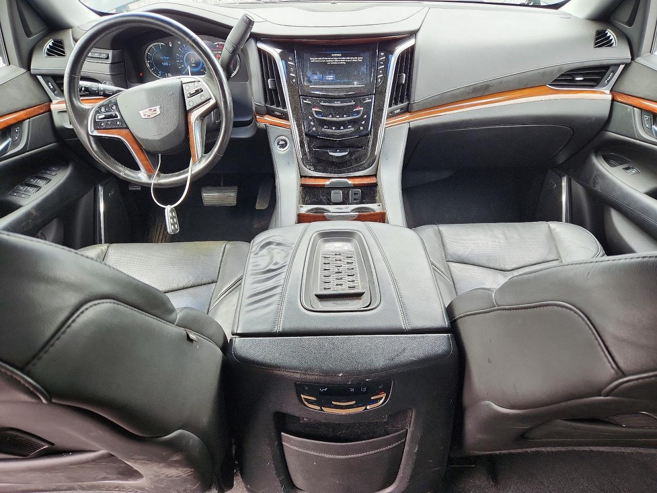 Cadillac Escalade Luxury