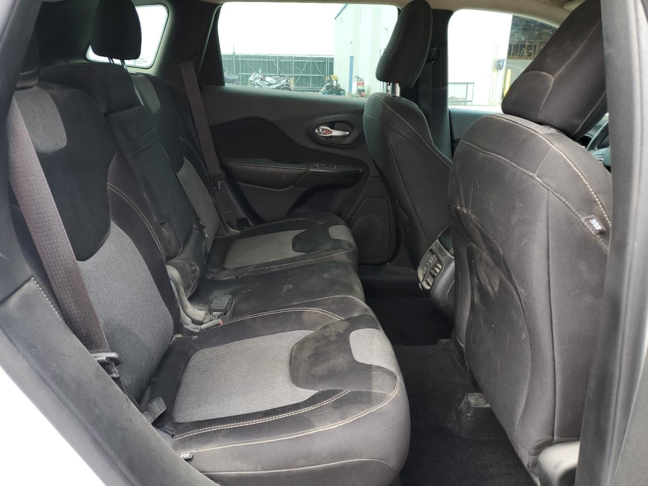 Jeep Grand Cherokee Sport