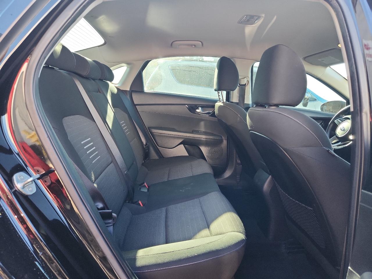 Kia Forte S