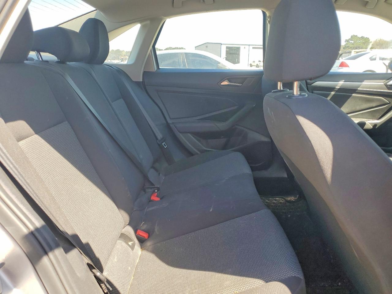 Volkswagen Jetta S